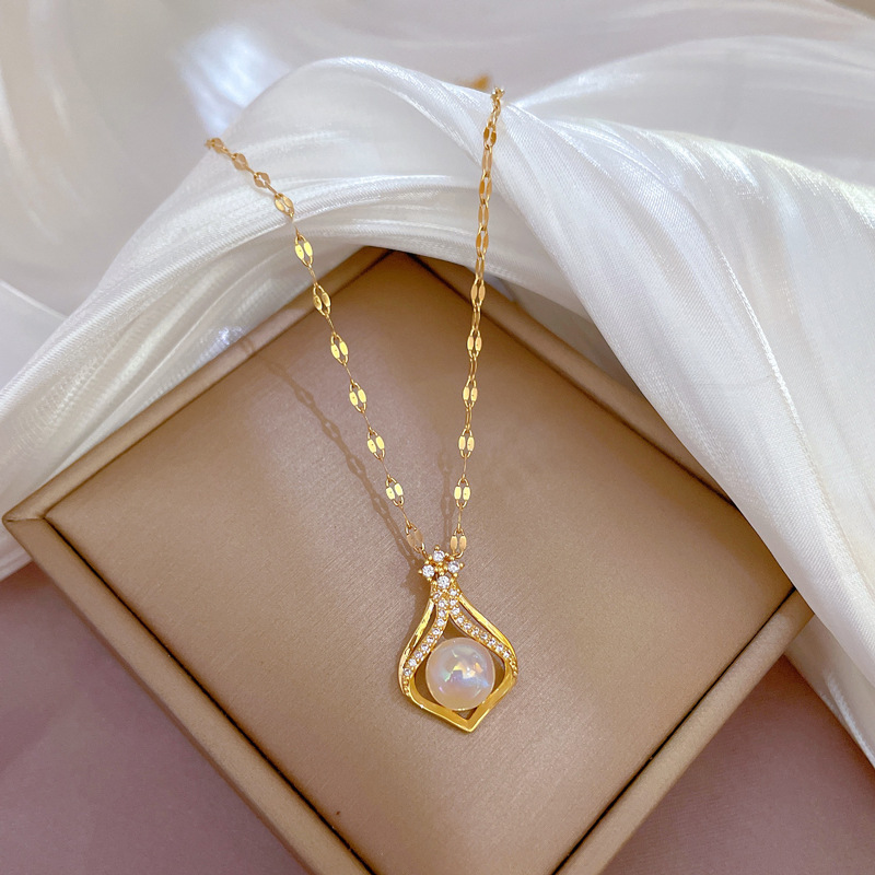 Collar elegante de perlas de C - Pearl Trim Chain reseña y precio